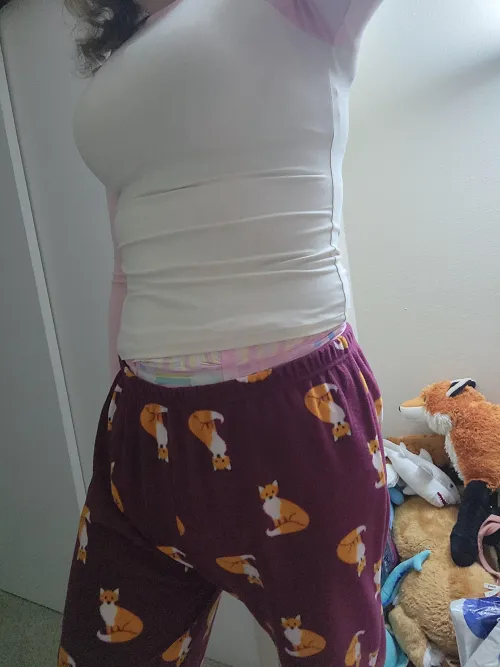 all ready to snuggle my plushys and sleep