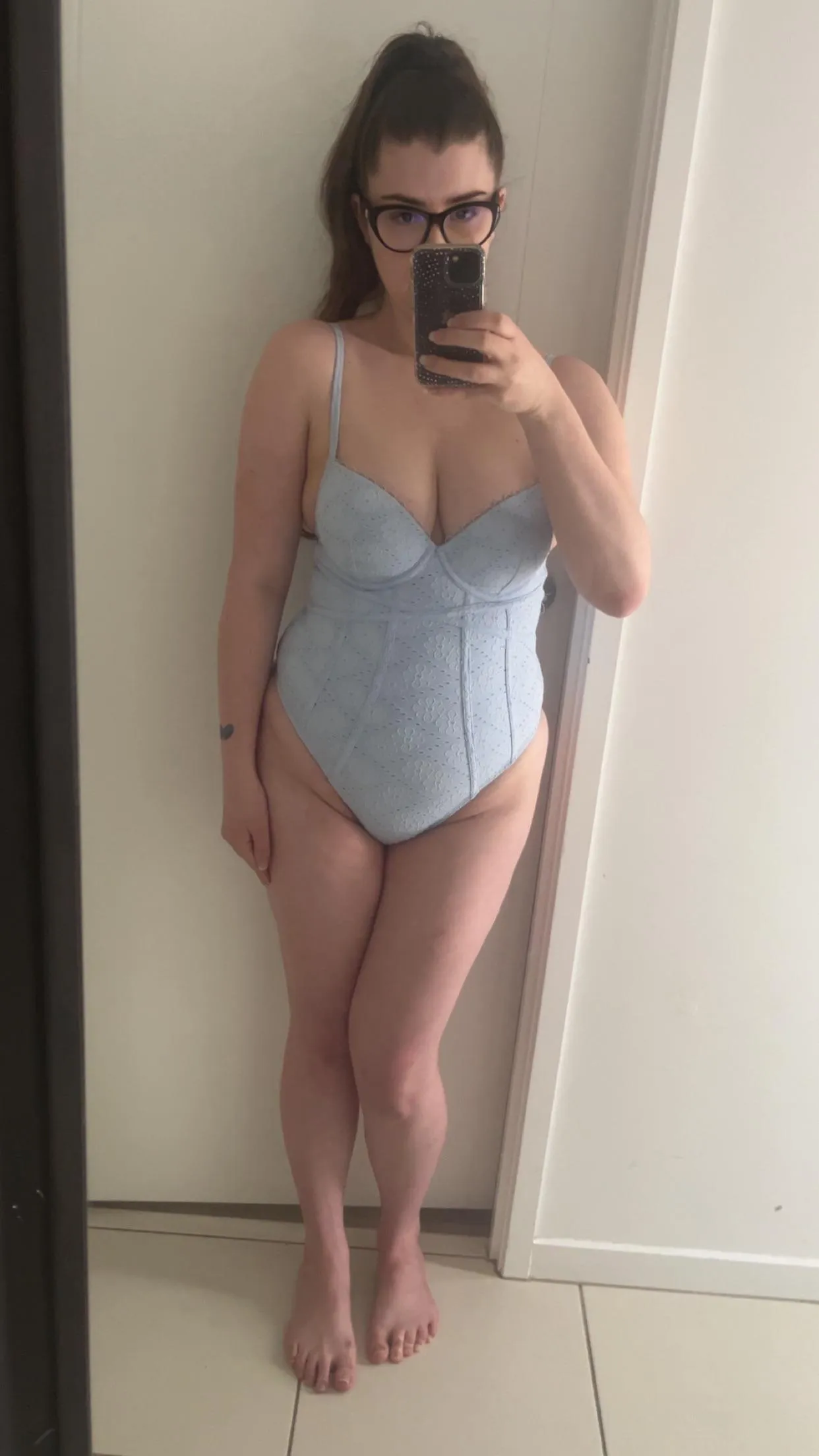 Suns out, buns out 🍑☀️