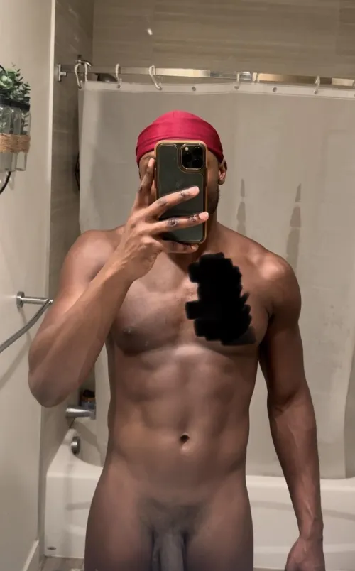 29 [M4F] 6ft BBC looking. More pics on profile.