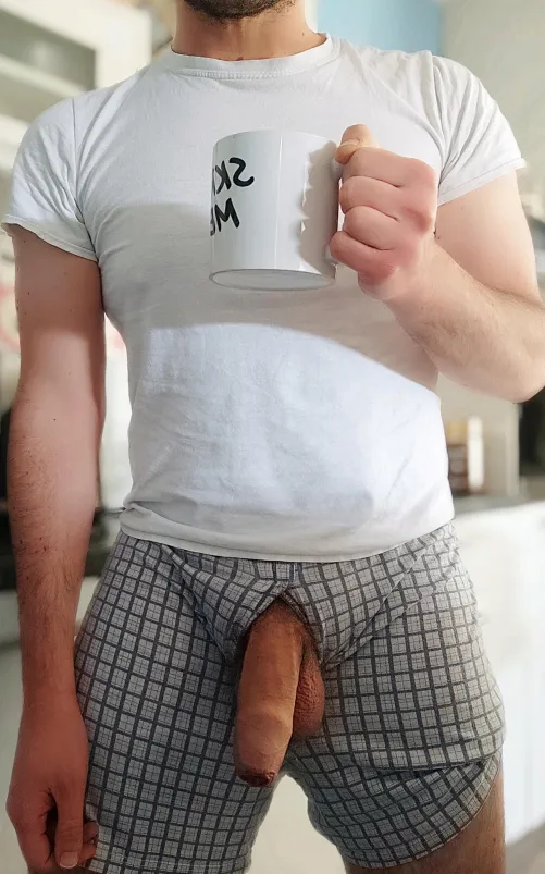 (39) Morning vibez ☕️🍆