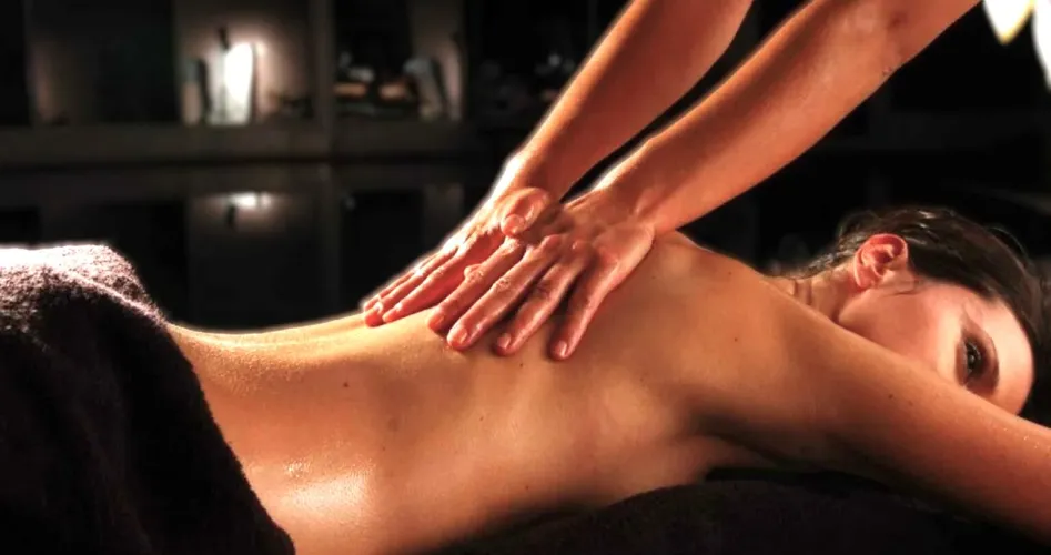 Erotic Yoni Massages 4 Women