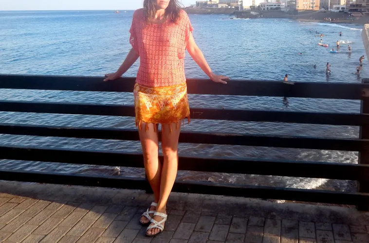 Everybody smiles at me