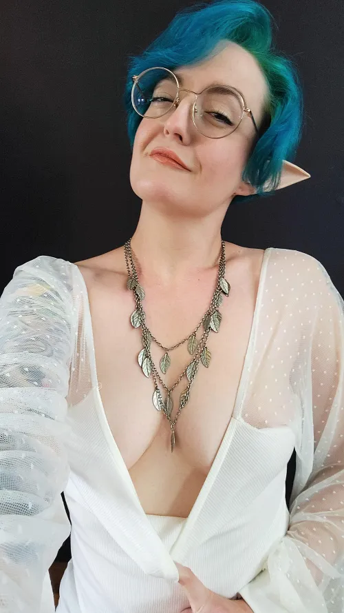 I know you want to taste some elf girl magic ✨