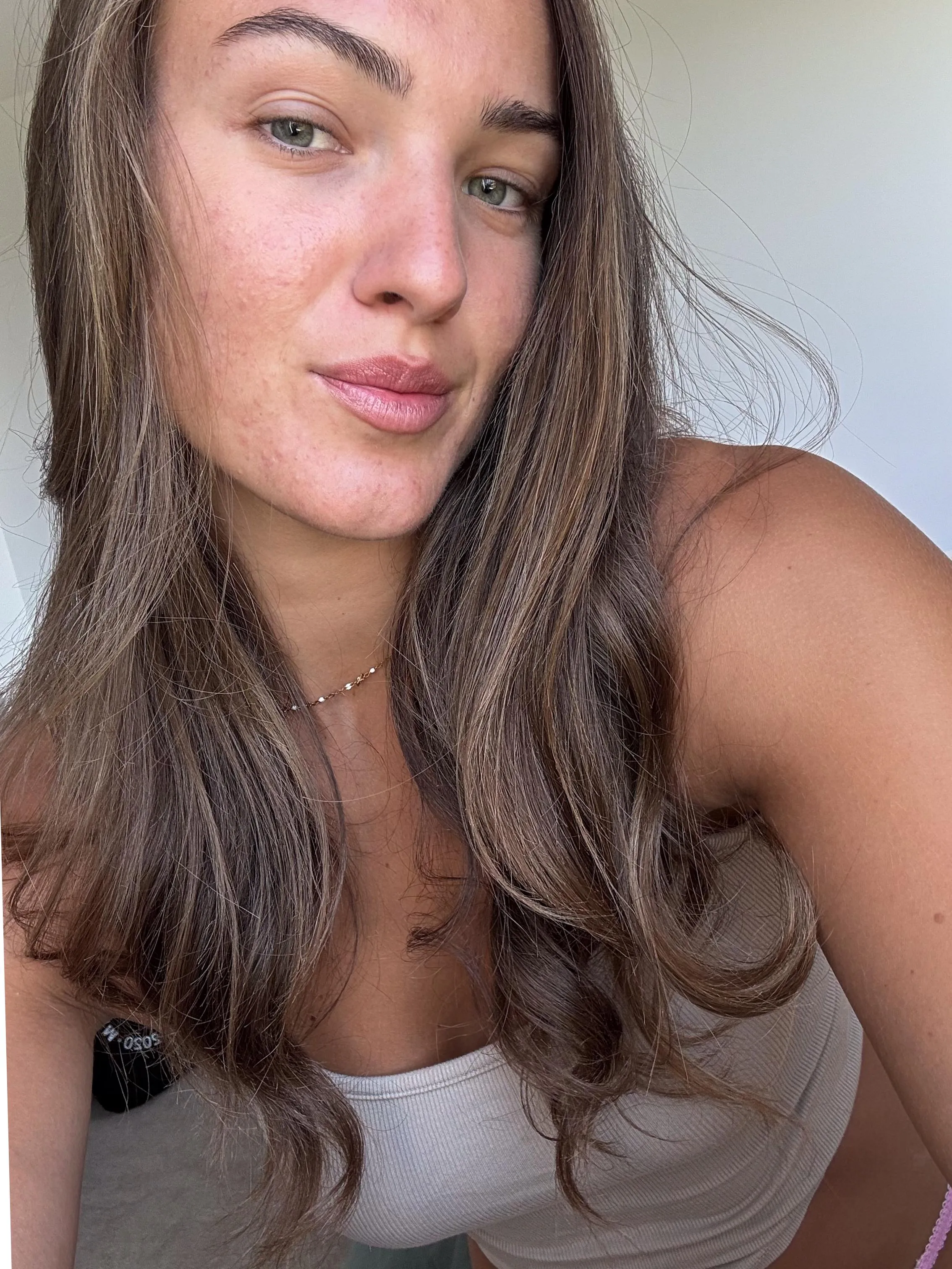 Catching eyes and collecting compliments, call me