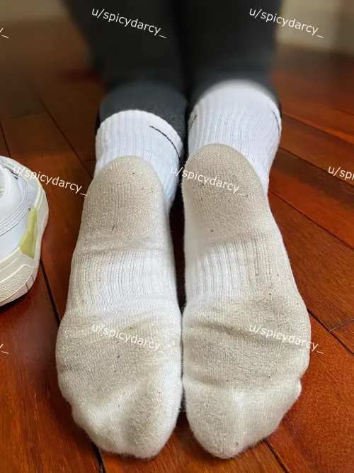 Dirty Nikes.. Your absolute favorite, right? [F]