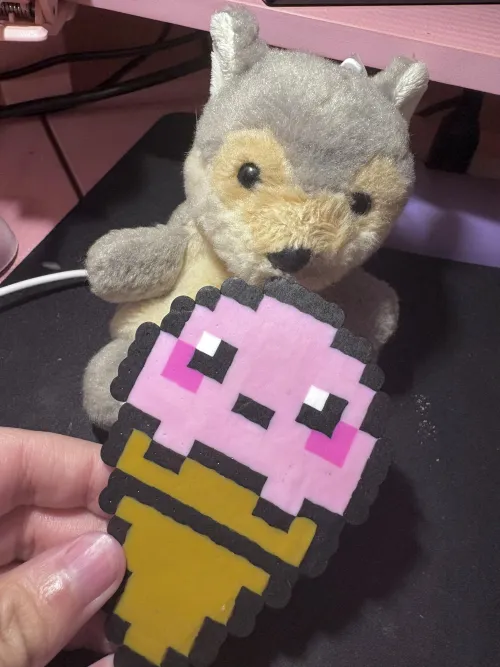 I made an ice cream cone for my stuffies!! 🤭🍦