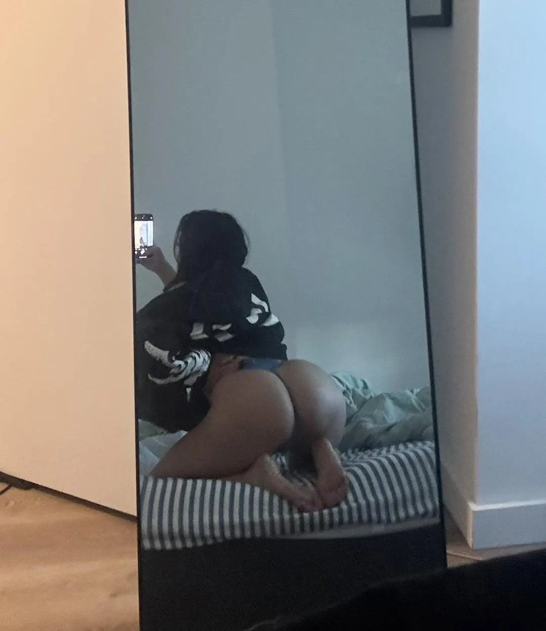 I need to be a white mans fucktoy