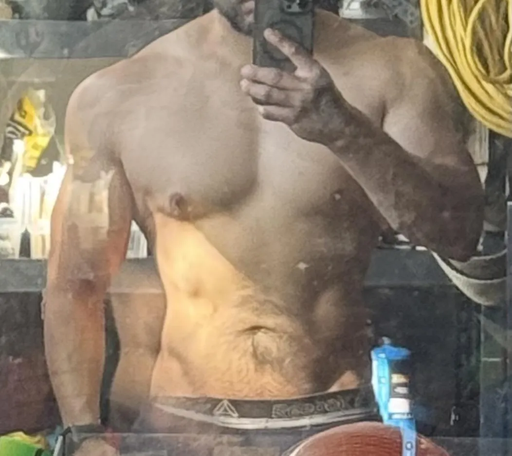 M4F 34m nw side of town. Pm me