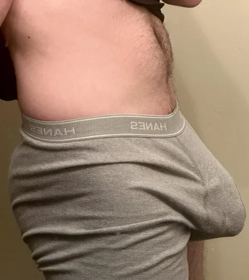 Wanna give my soft bulge a squeeze? (18)