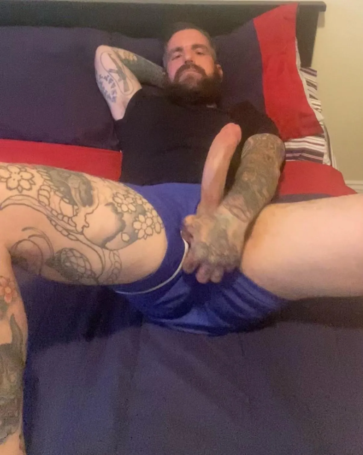 Would you kick me out of bed for eating crackers?