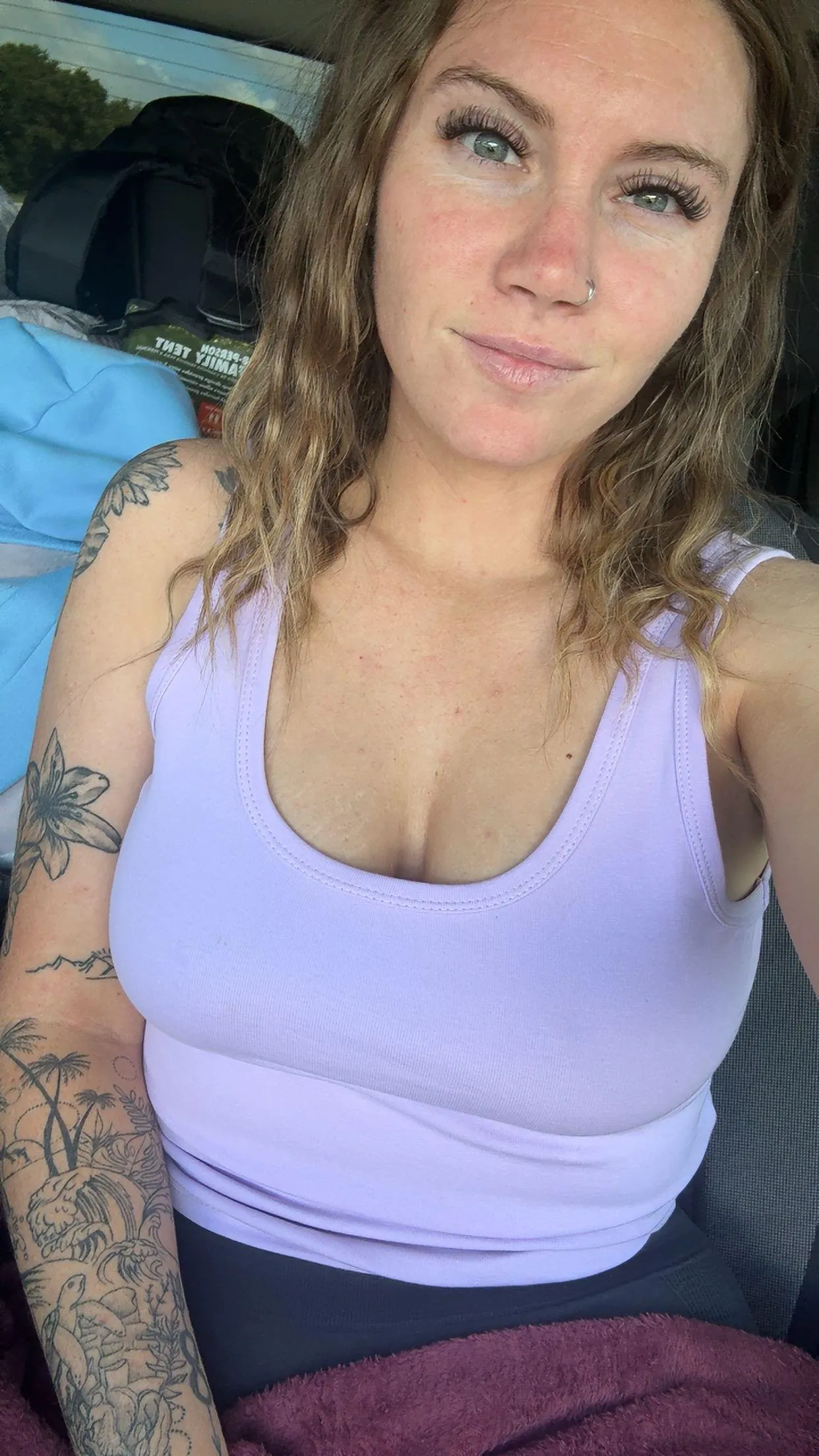 Can a horny girl give you a boner today?