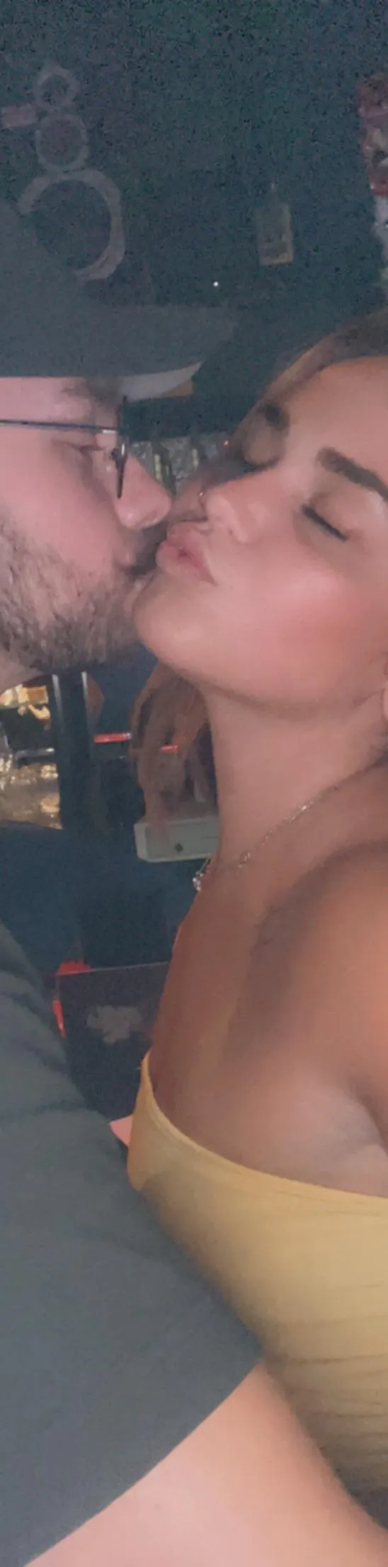 Had fun the other night so trying to suck again. Might do gloryhole or just blindfolded