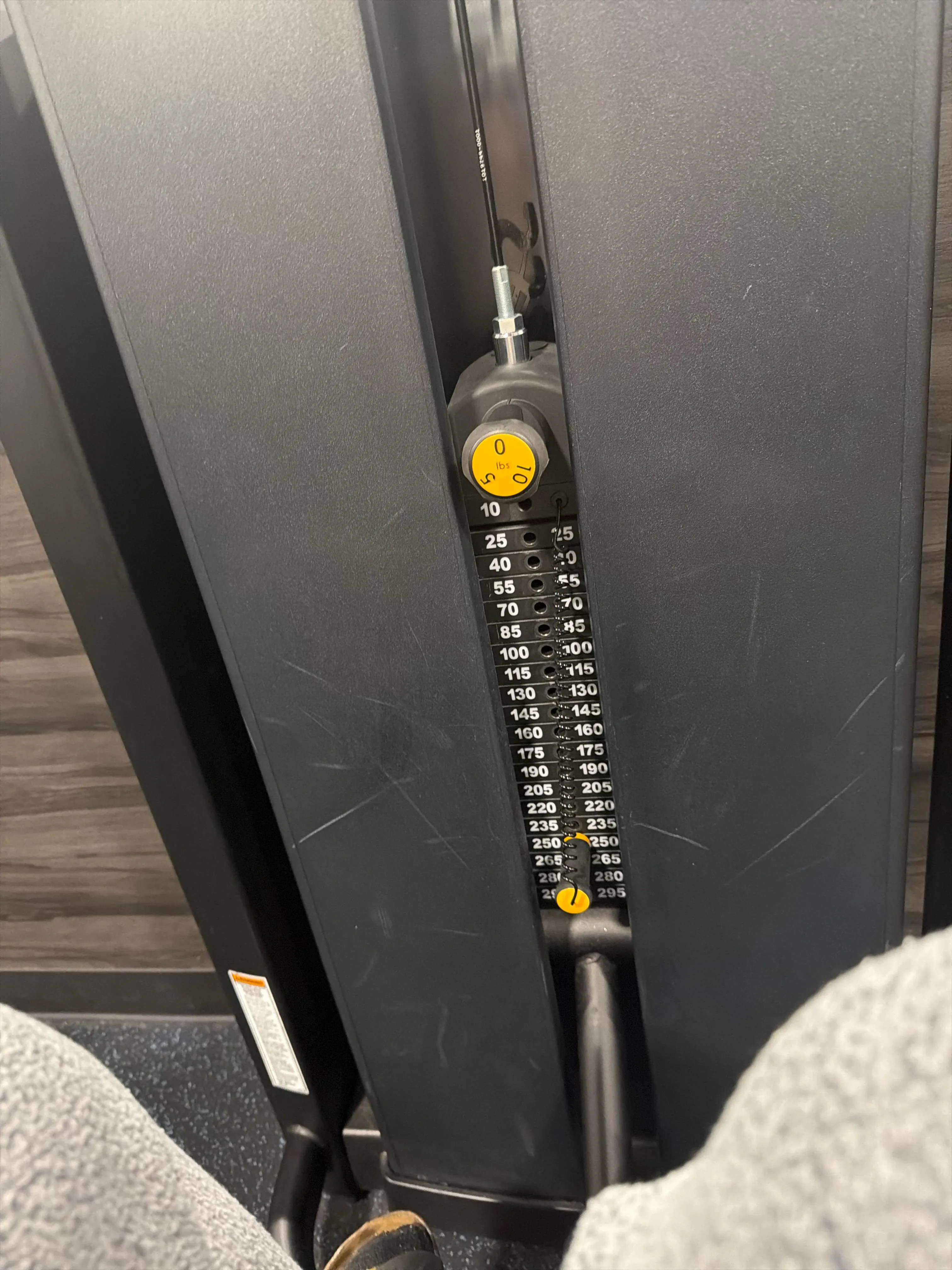 25 [m4m] husky chubbier bro stoned and at the gym and seeing whos up or wanna chat.