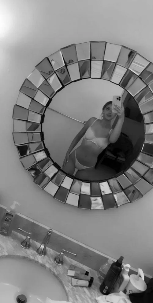 hope you've still got an appetite... i've been letting this body simmer all day. IRTR