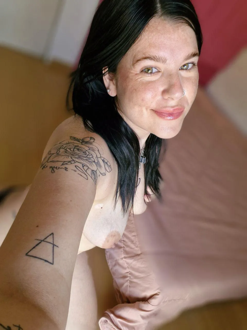 NZMILF anyone free to fuck