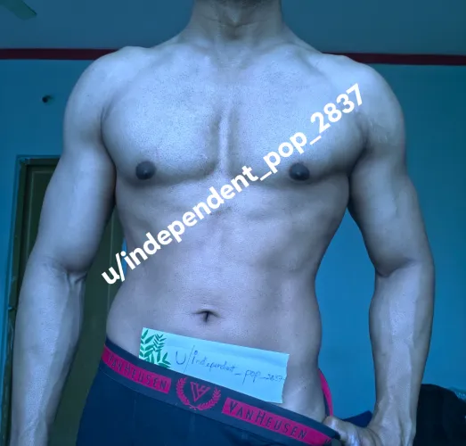 Well built to be used 💦🐴