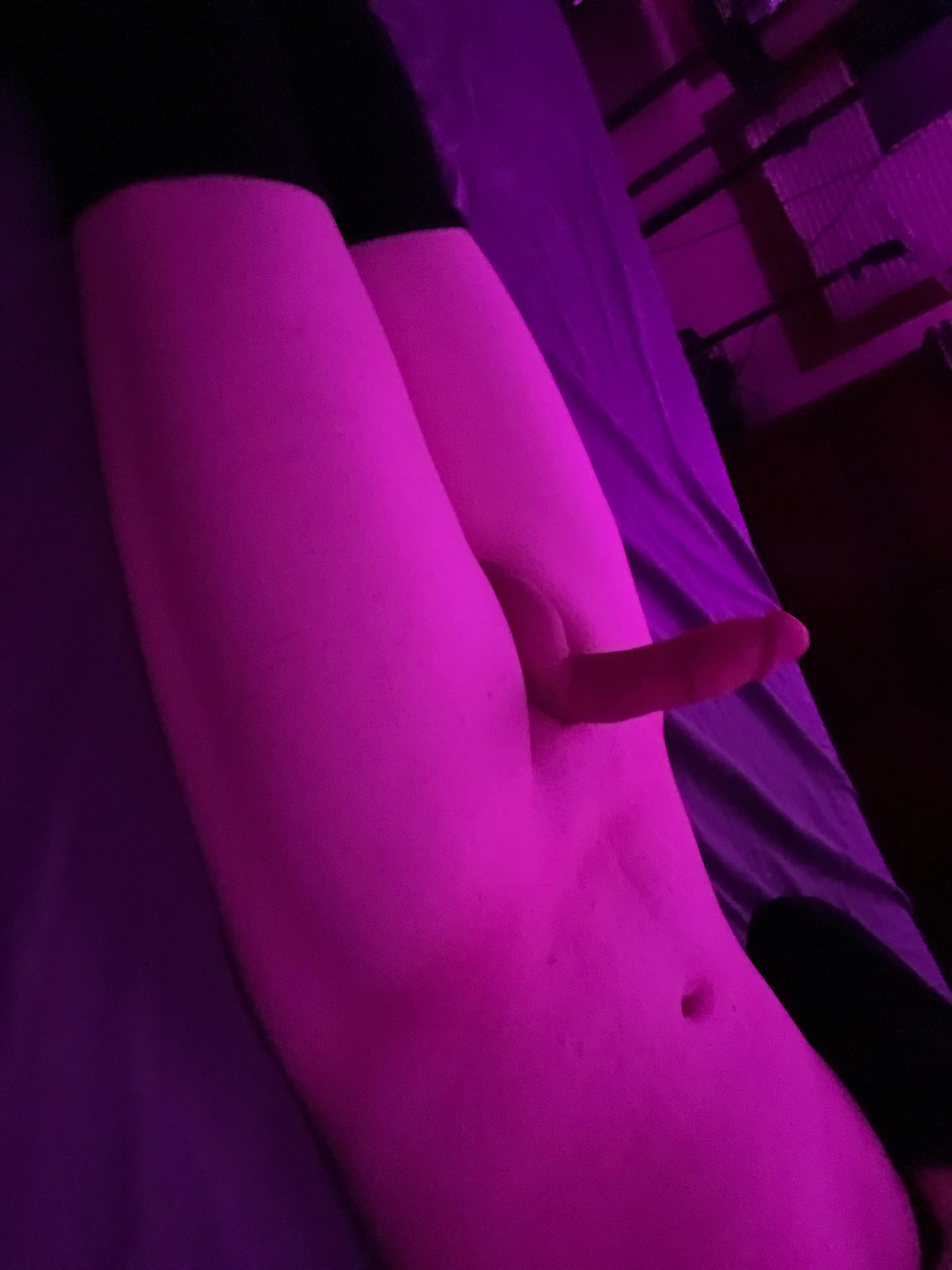 >///<