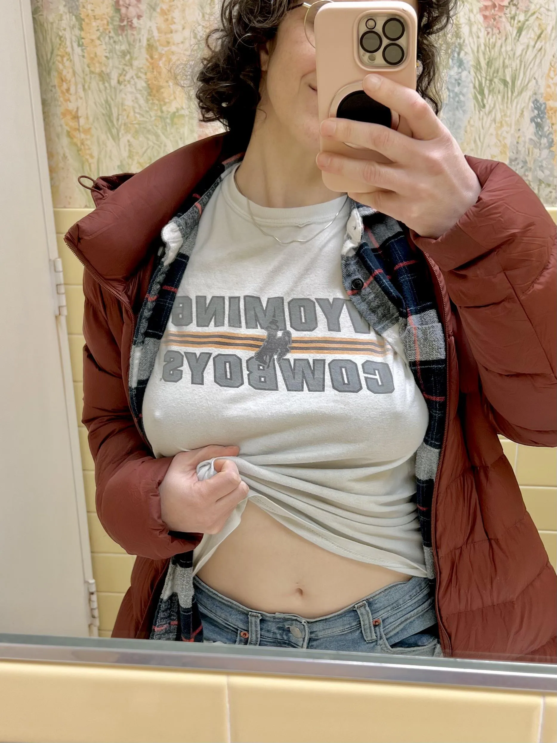 Give me your shirt and I’ll wear it like this