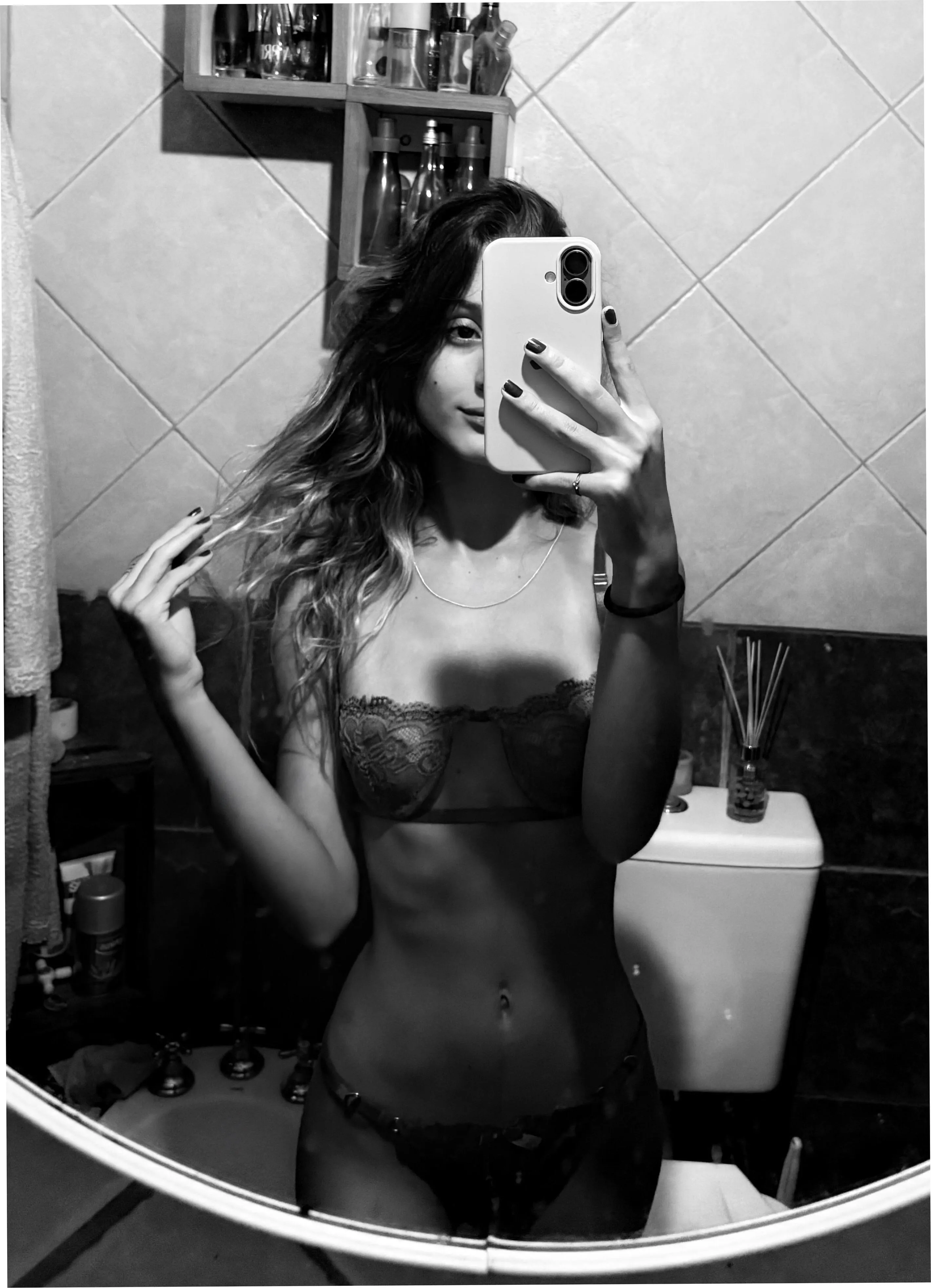 18F pale hope you’re kind… still learning confidence