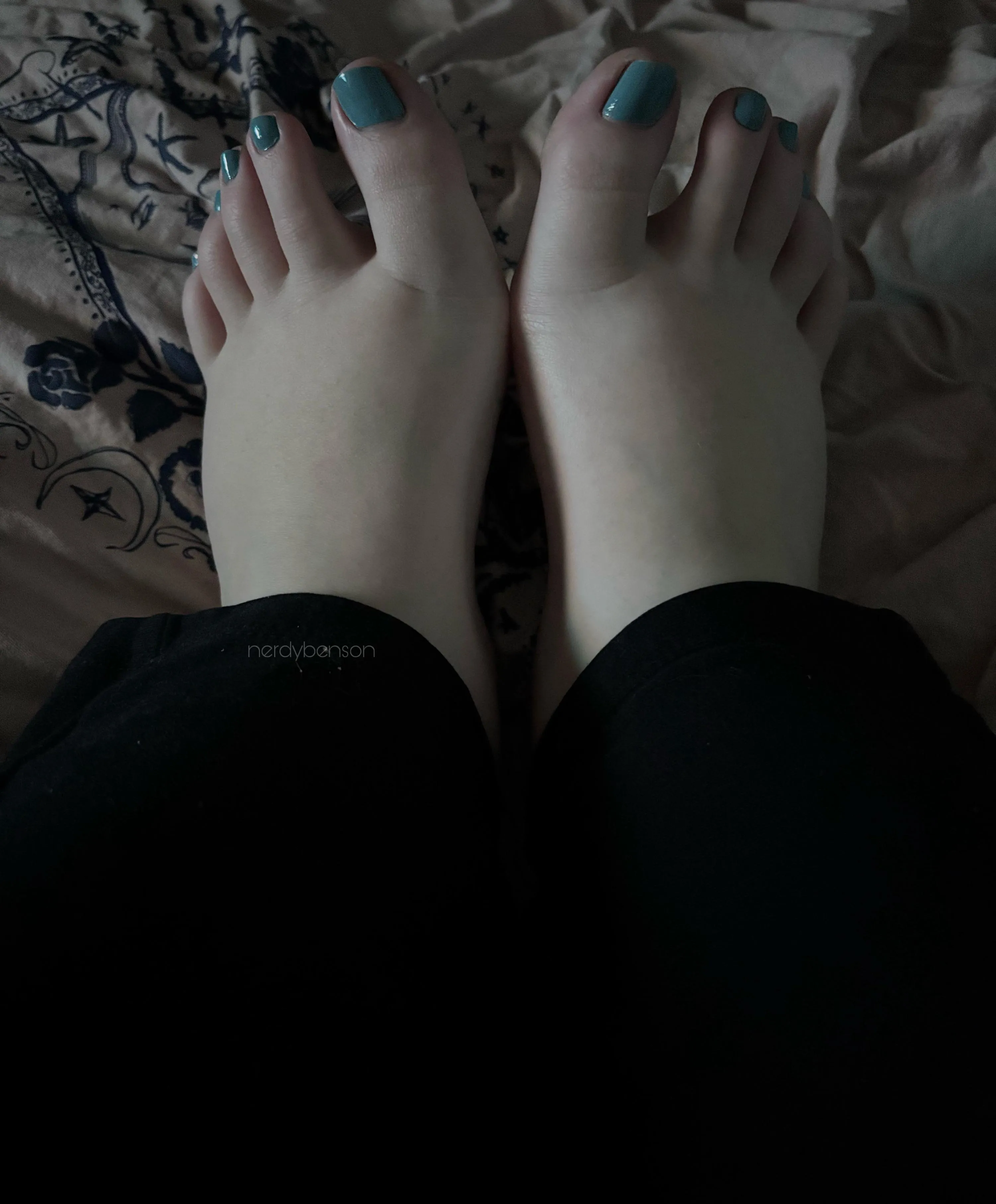Do you like the size of my feet?