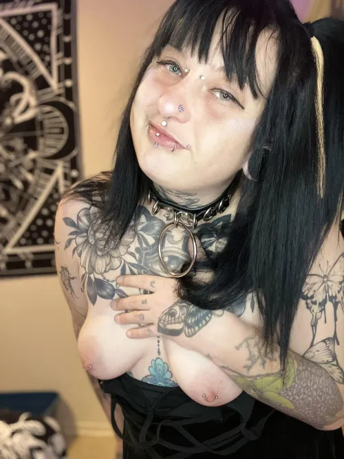 here to brighten your monday <3