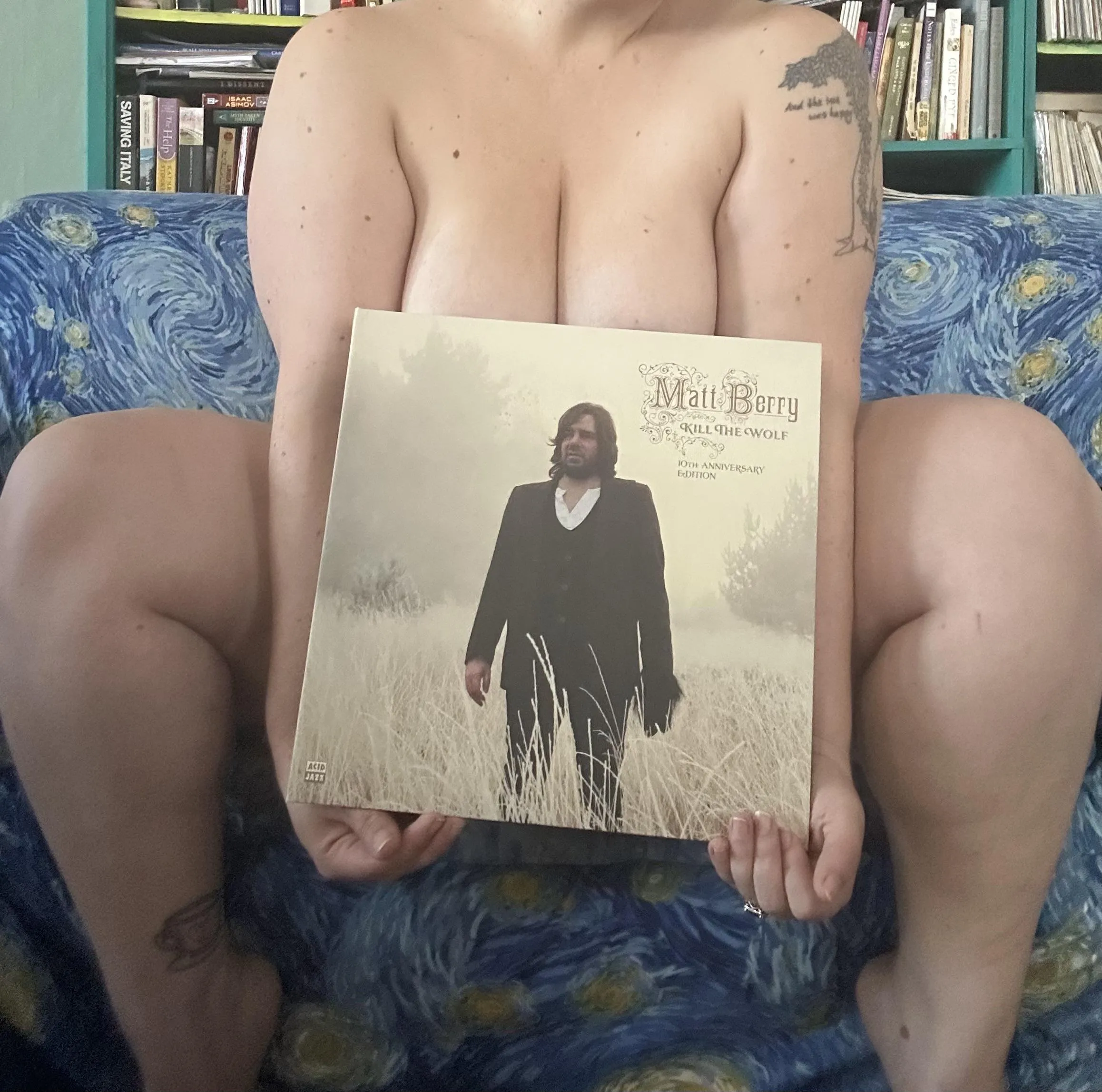 Matt Berry can “Gather Up” these tits with this album (mlgw)