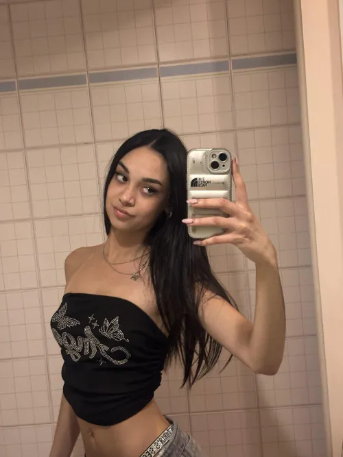 19F4M, This position is ruining your innocence, isn’t it?