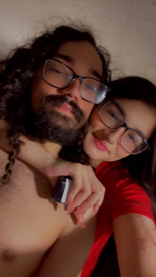 Couple here for other couple in are 20s hit us up