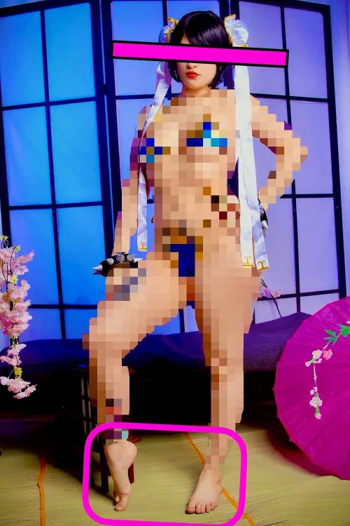 Demonmika is dressed up in slutty cosplay. It’s a beta nerd’s dream come true…unless you’re also a pixel-cucked bitchboi who’s not allowed to look at pretty ladies anymore. Aww, don’t cry, silly. You can still plap for her feet like a loser.