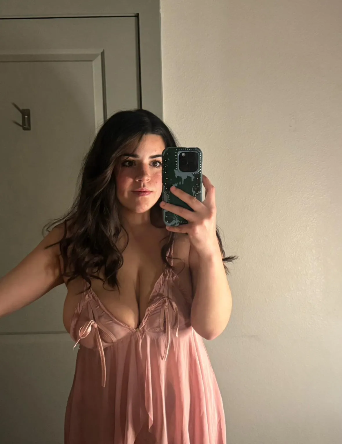 Do I make a cute milf? Yes or No?