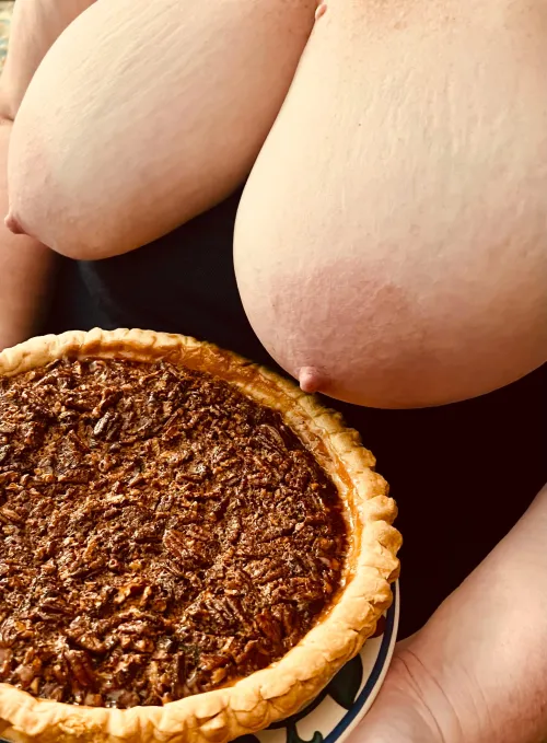 Sexy moms bake . . .