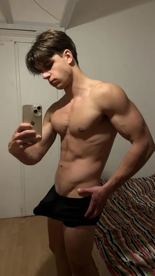 [20] Testing the stretch on these boxer briefs