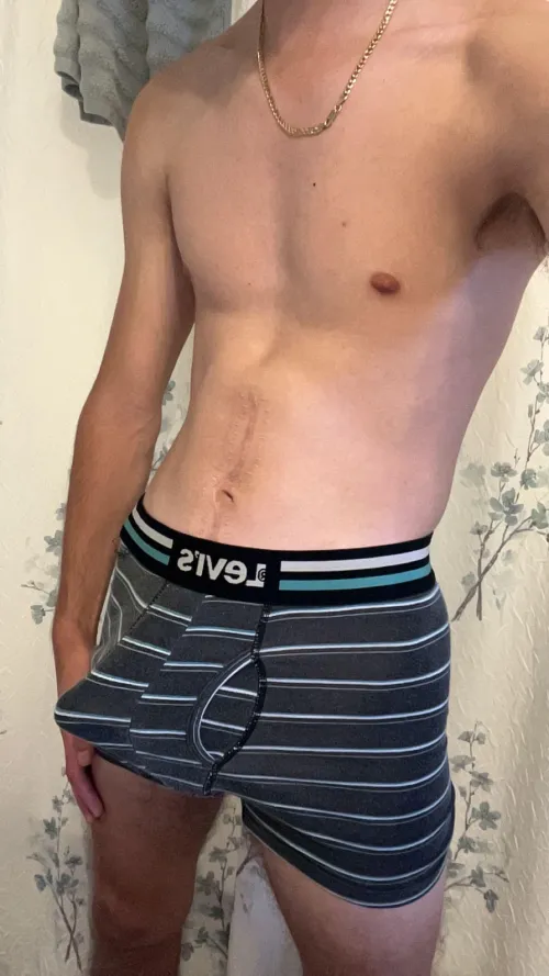 [25] Hard before my shower;)