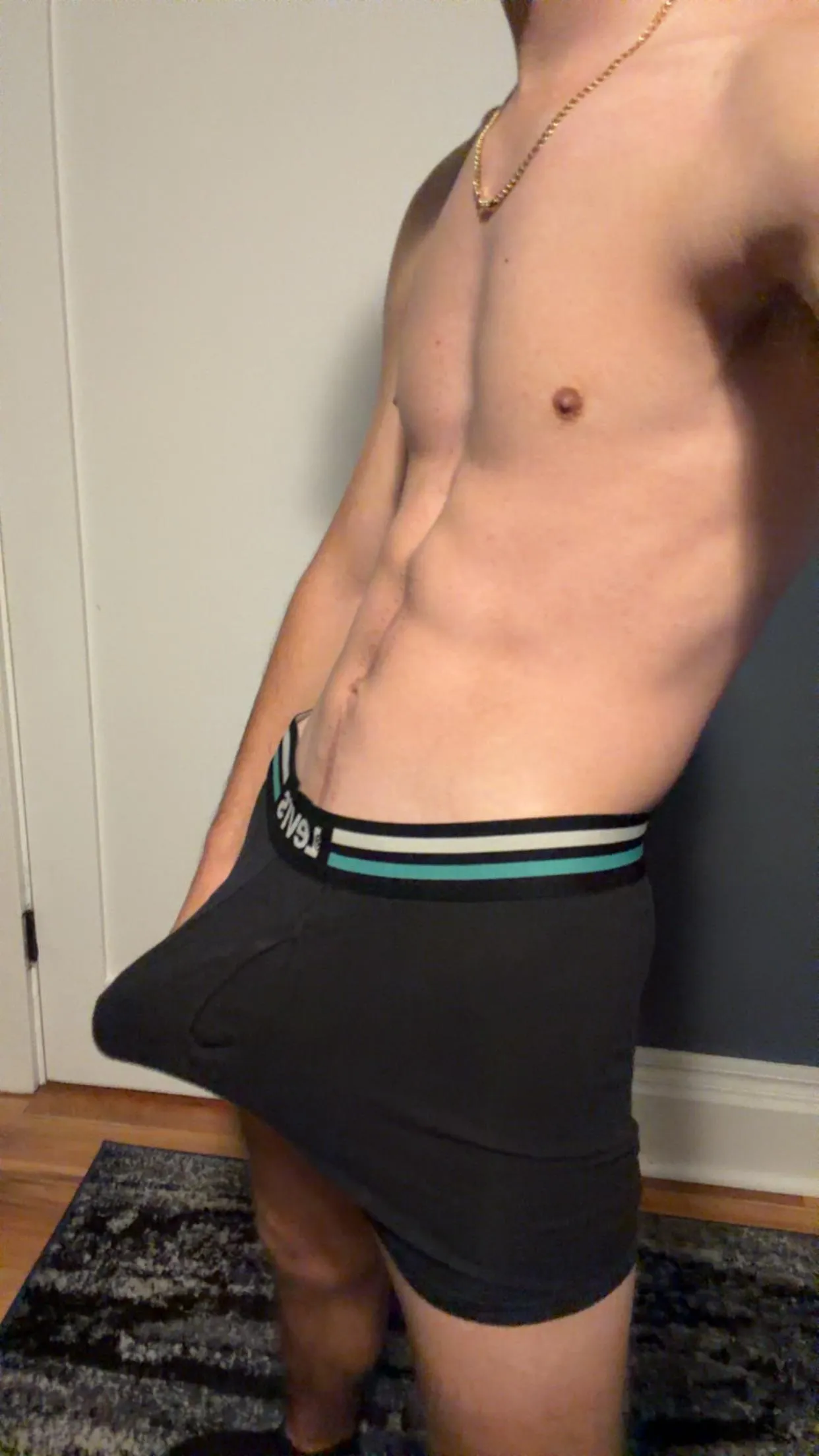 [25] My bwc is trying to get out;)