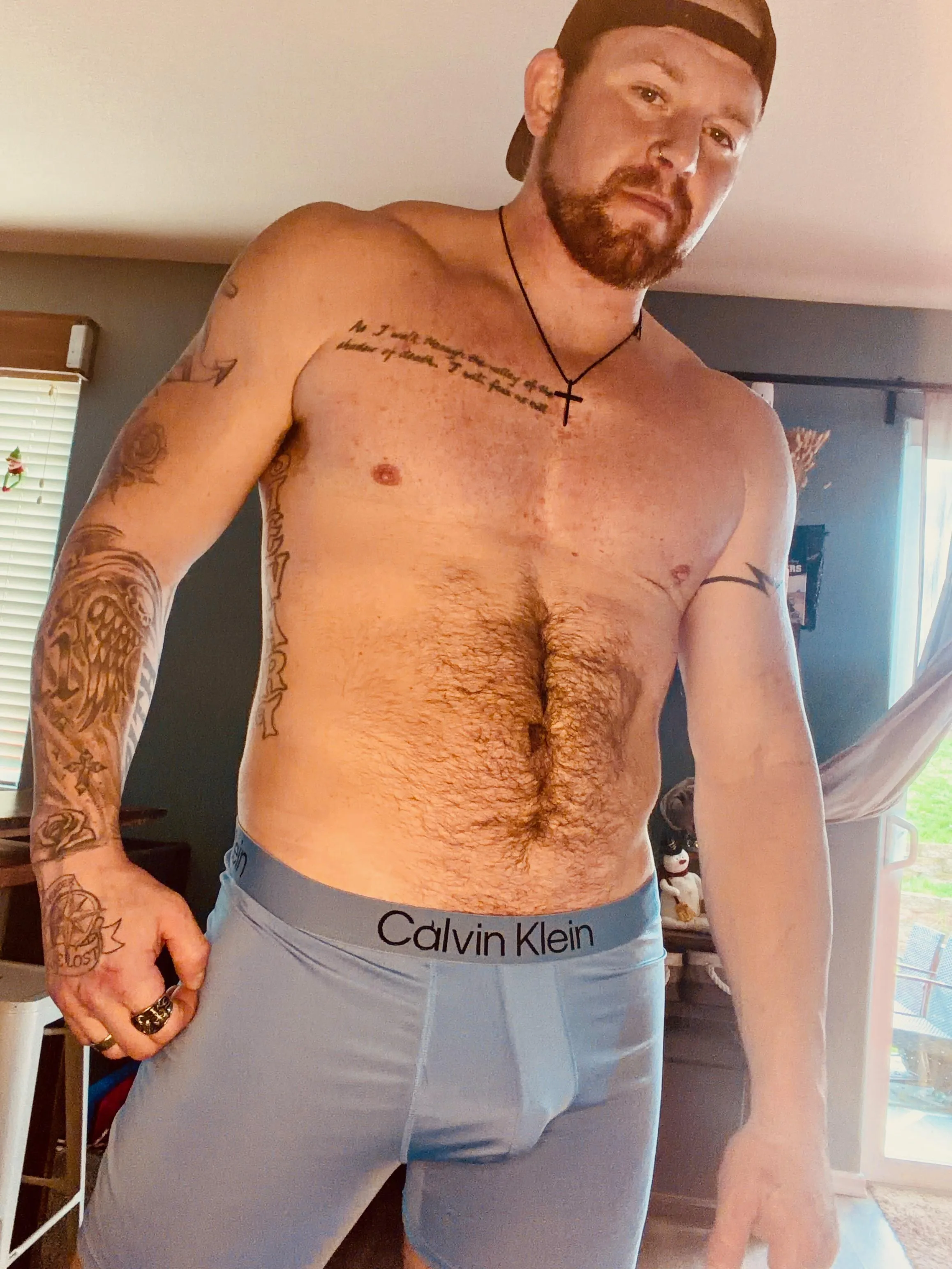 [31] Boxer or briefs?