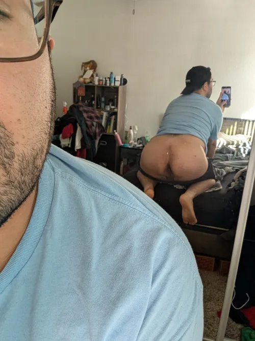 [90706] in the mood to be ass up for a breeder- hosting in Bellflower