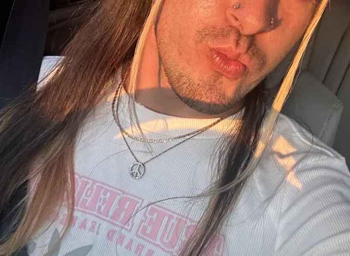 [90745] hmu for some throat :)