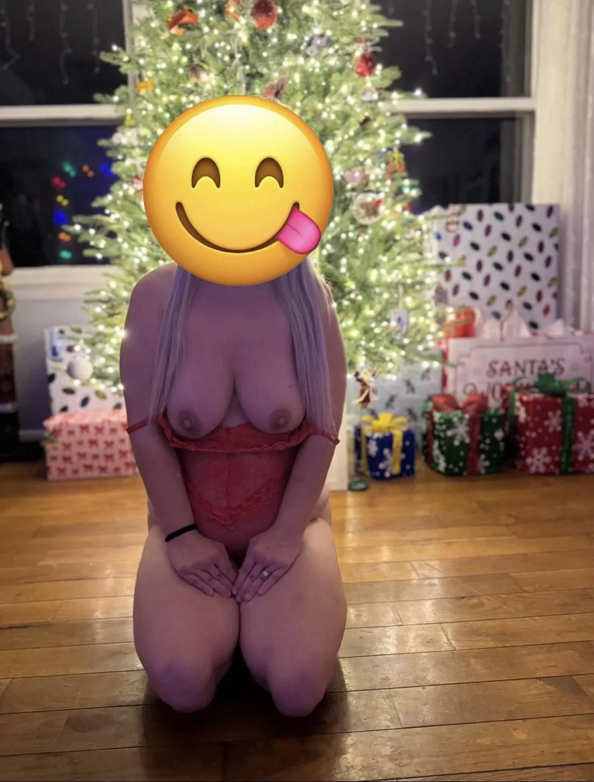 Cum unwrap me 😈🥵