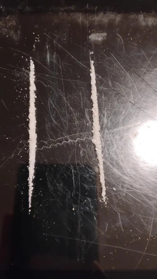 [M20]4F/T wanna Chat while coming down after 35h solo skiing.