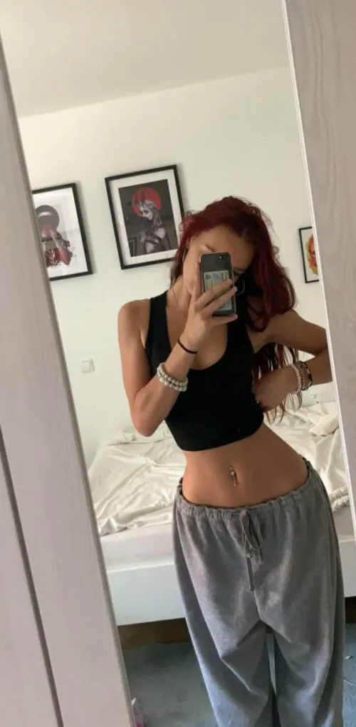 Yes or no to a fuck date with me? I'm curious🤭[f]