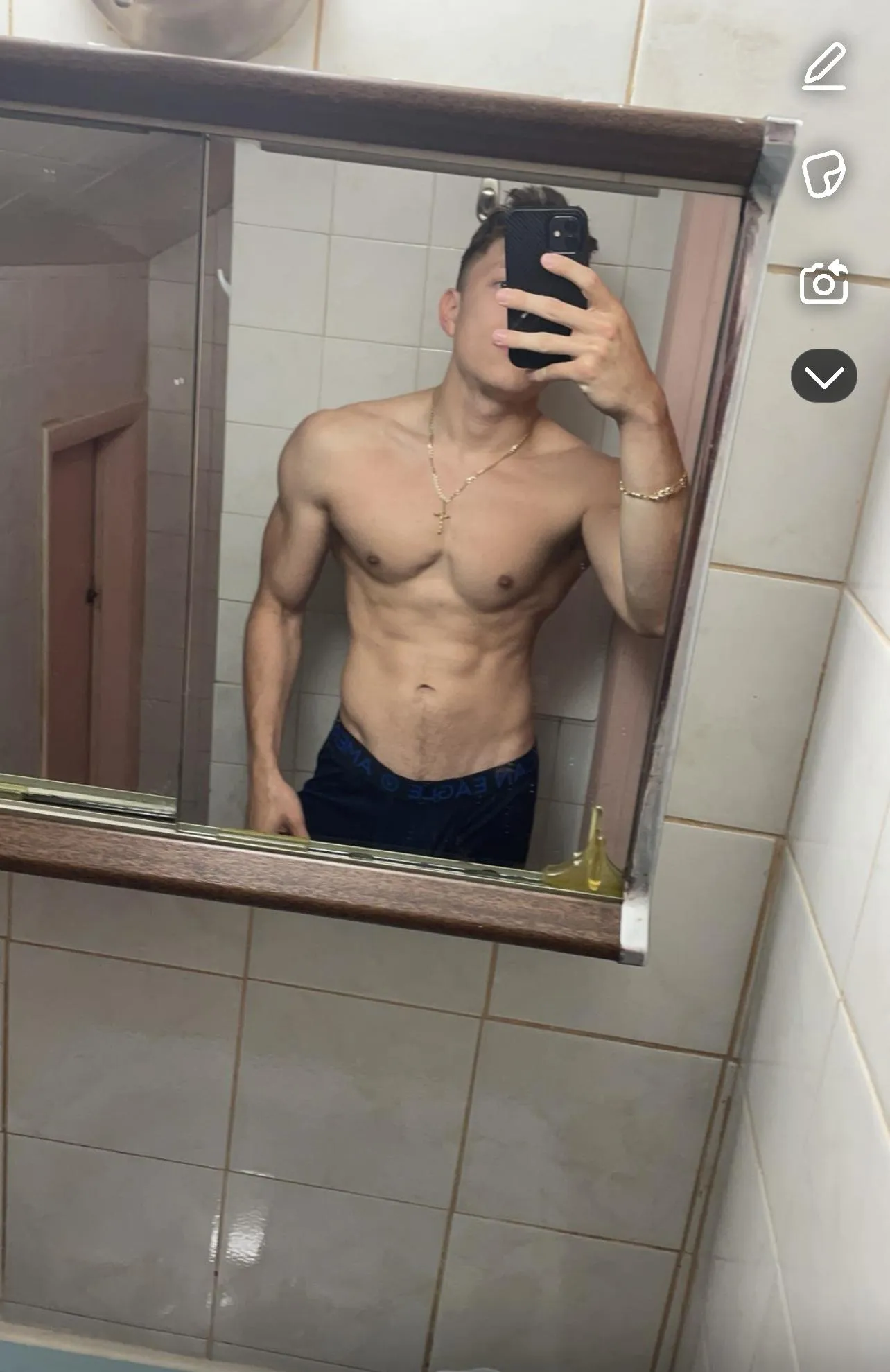 I leak so muchhh 😭 how did I do for this preview?