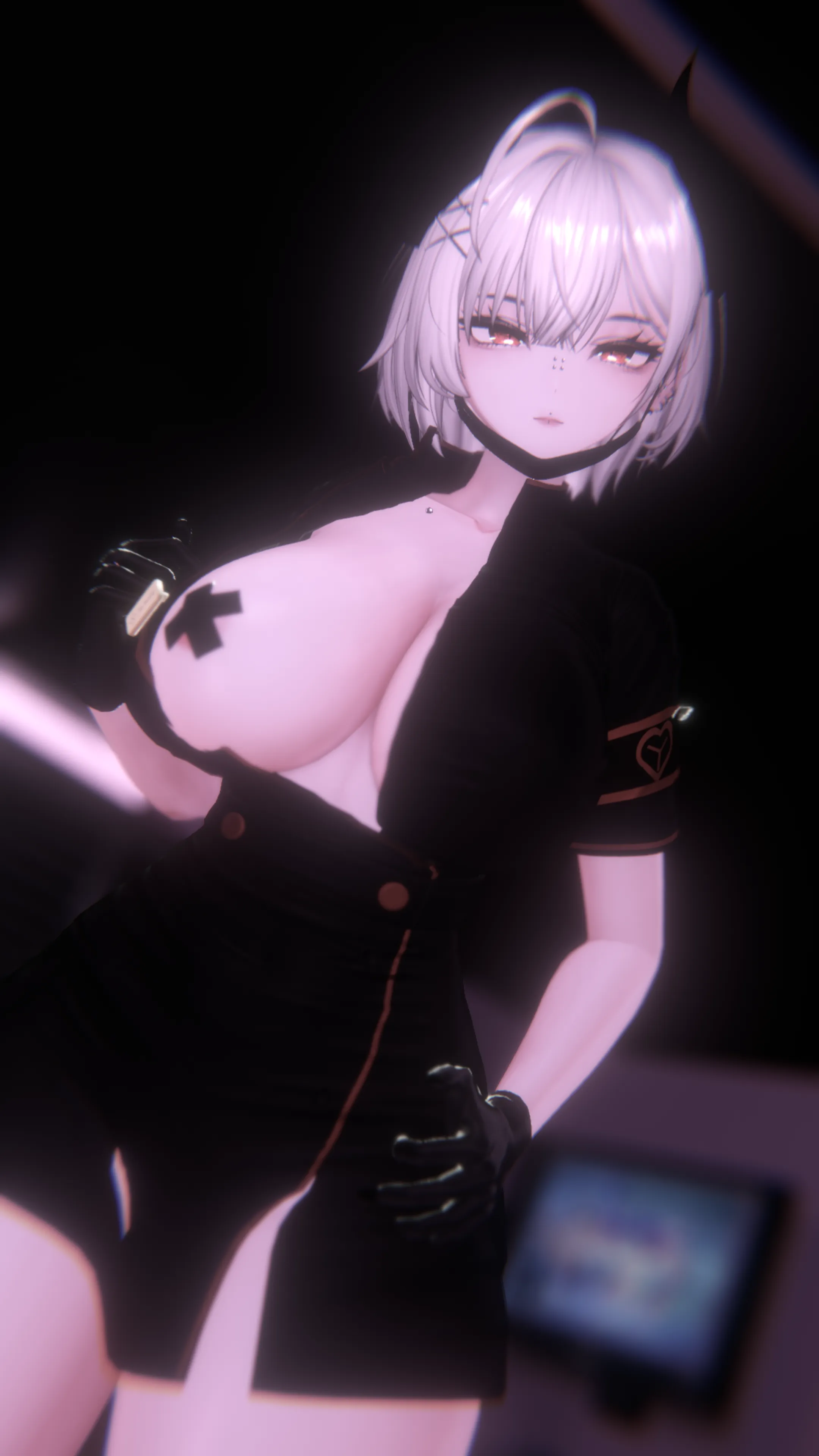 Bored and feeling mischievous. Entertain me?