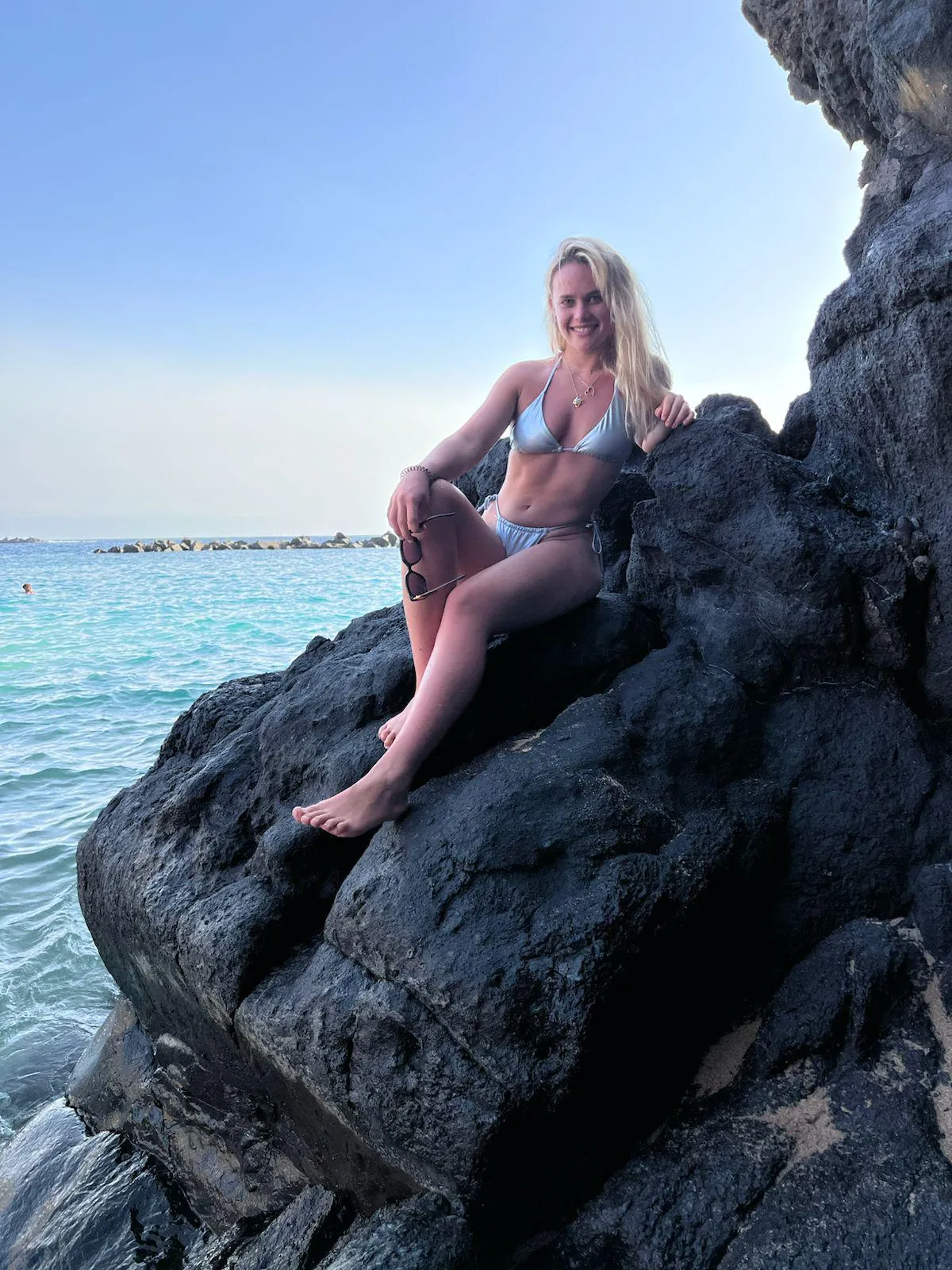 let me experience getting fuck here