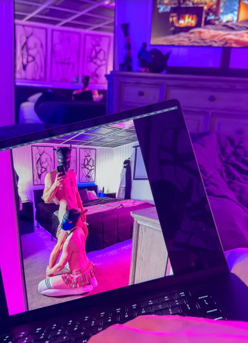 Choosing final content gets me horny!