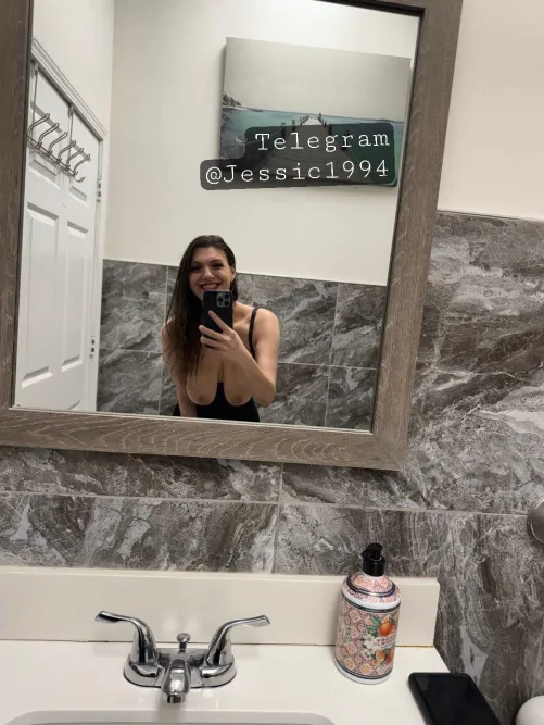 Solo and b/g vid calls Available