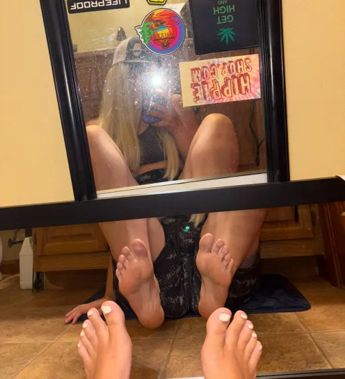 Toes or soles?🤷‍♀️💦