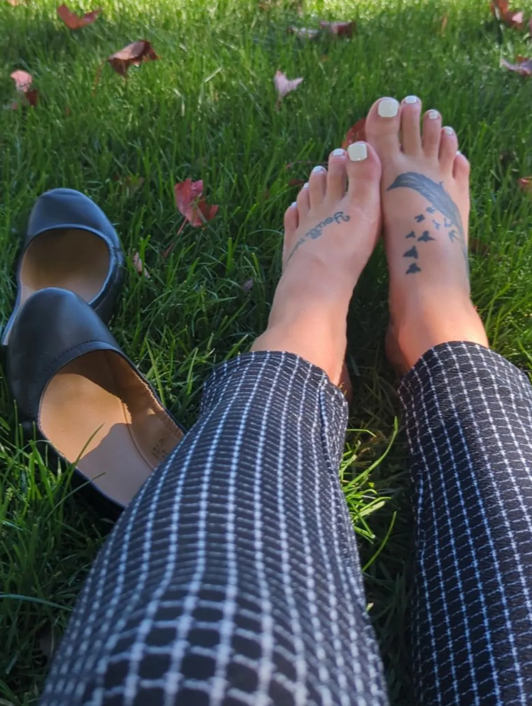 I hear you like white toes.