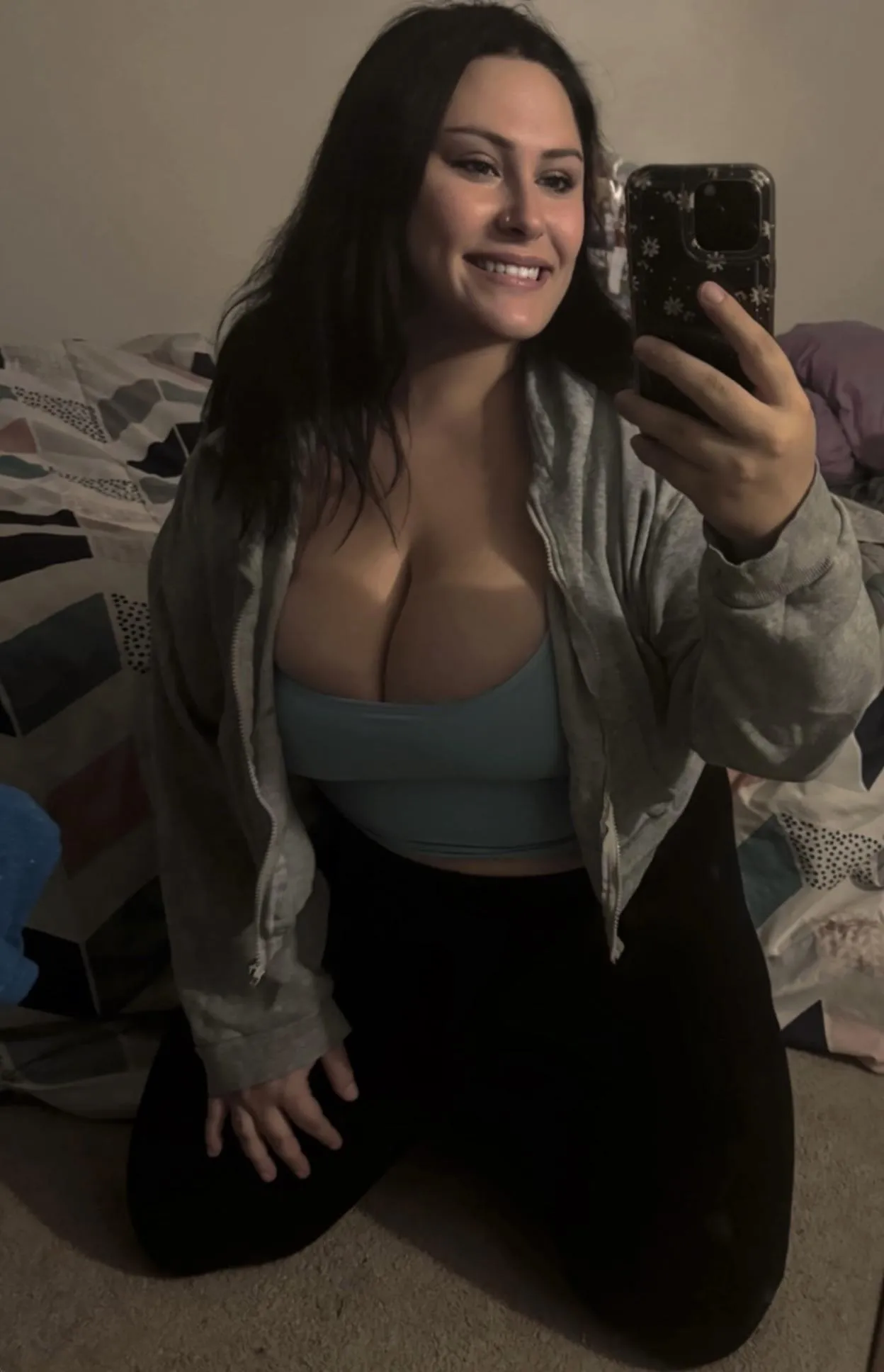 morning :) [selling] dropbox w 4000 pics and vids- [GFE] sextinggg&customss! [rate] [vid] [aud] ready to show off my huge titties :) telegram- sunshinebabez