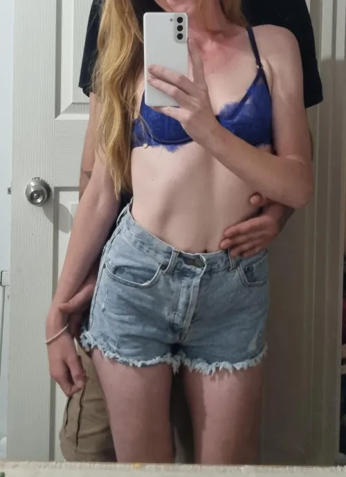 Hello! We are a 29 year old M/F couple who are searching for a similar aged girl who is interested in meeting and joining us in some fun 😉We’re pretty new to this, so bare with us 😆 Feel free to drop us a message and introduce yourself 💕 locat