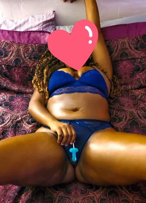 M35F31 looking for F or select M for future threesome.